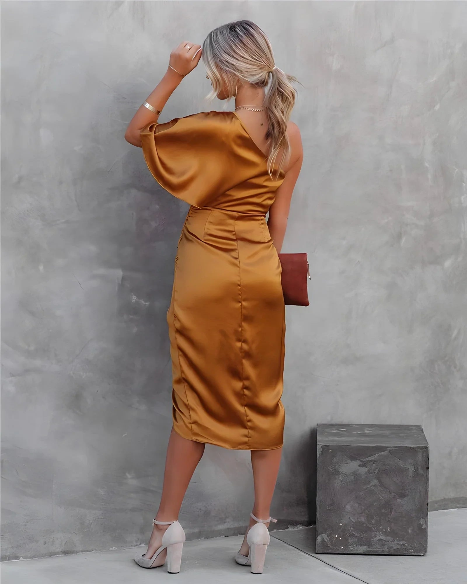 Elle | Silke Satinkjole